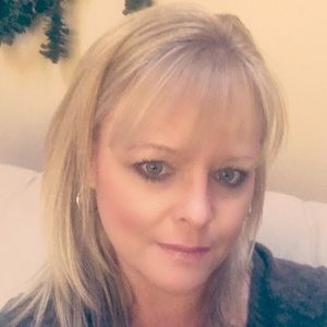 Meet your Posher, Carrie